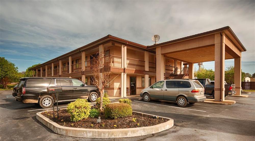 Econo Lodge Ripley Exteriör bild